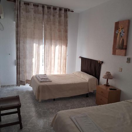 Hostal Restaurante El Labrador Talavera de la Reina Kültér fotó