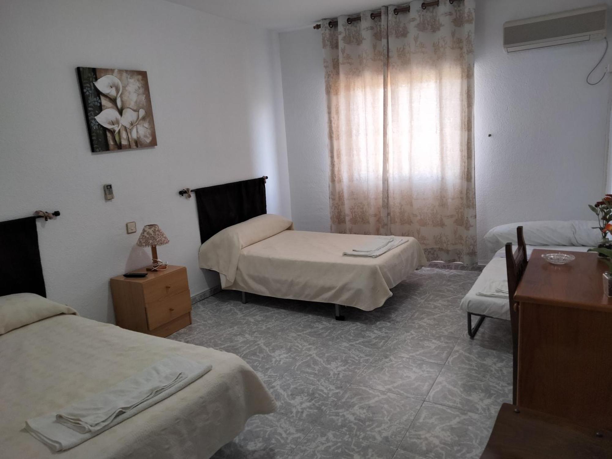 Hostal Restaurante El Labrador Talavera de la Reina Kültér fotó